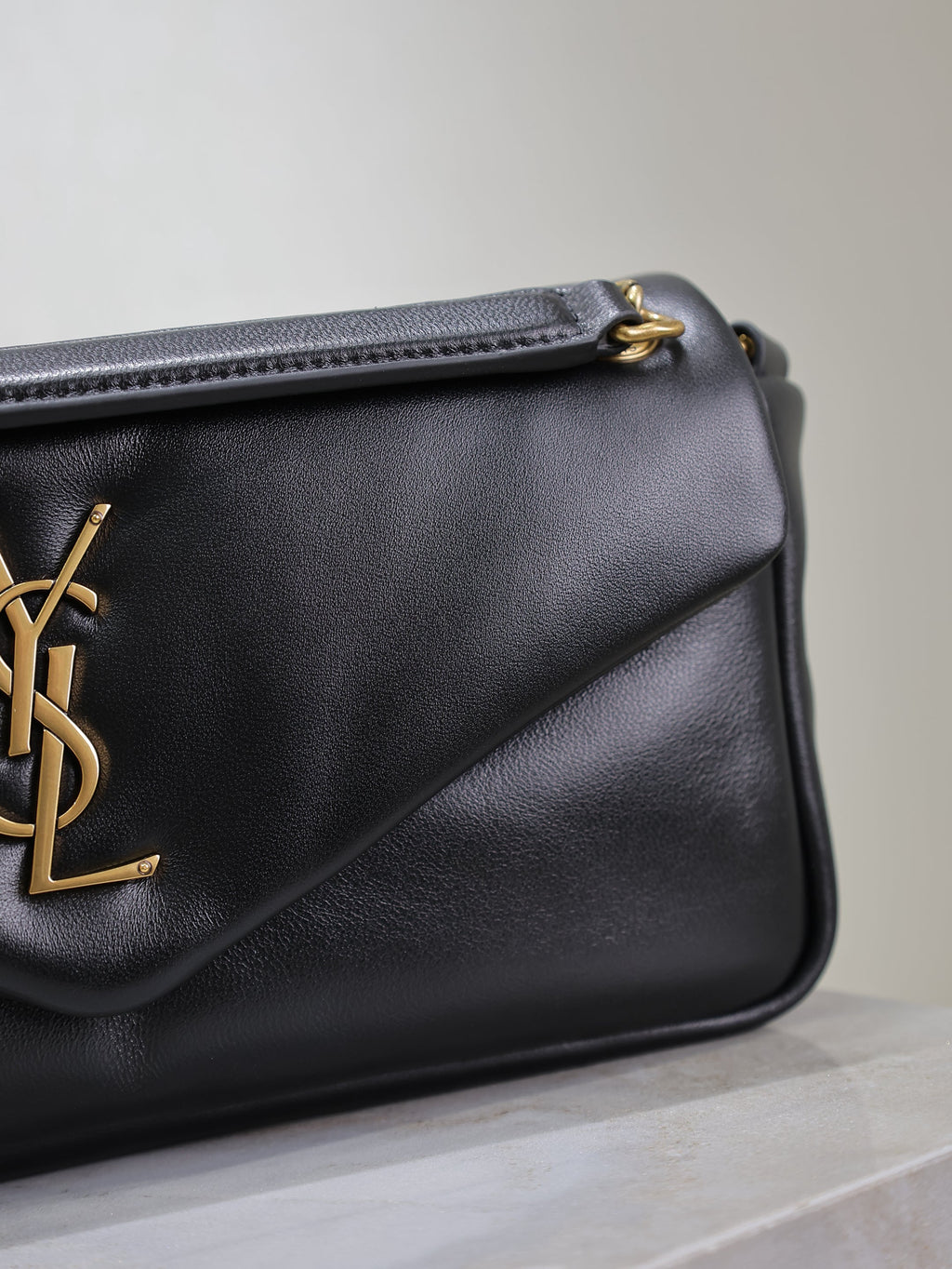 YSL 25S CALYPSO HANDBAG 26 IN BLACK LAMBSKIN GOLD HARDWARE