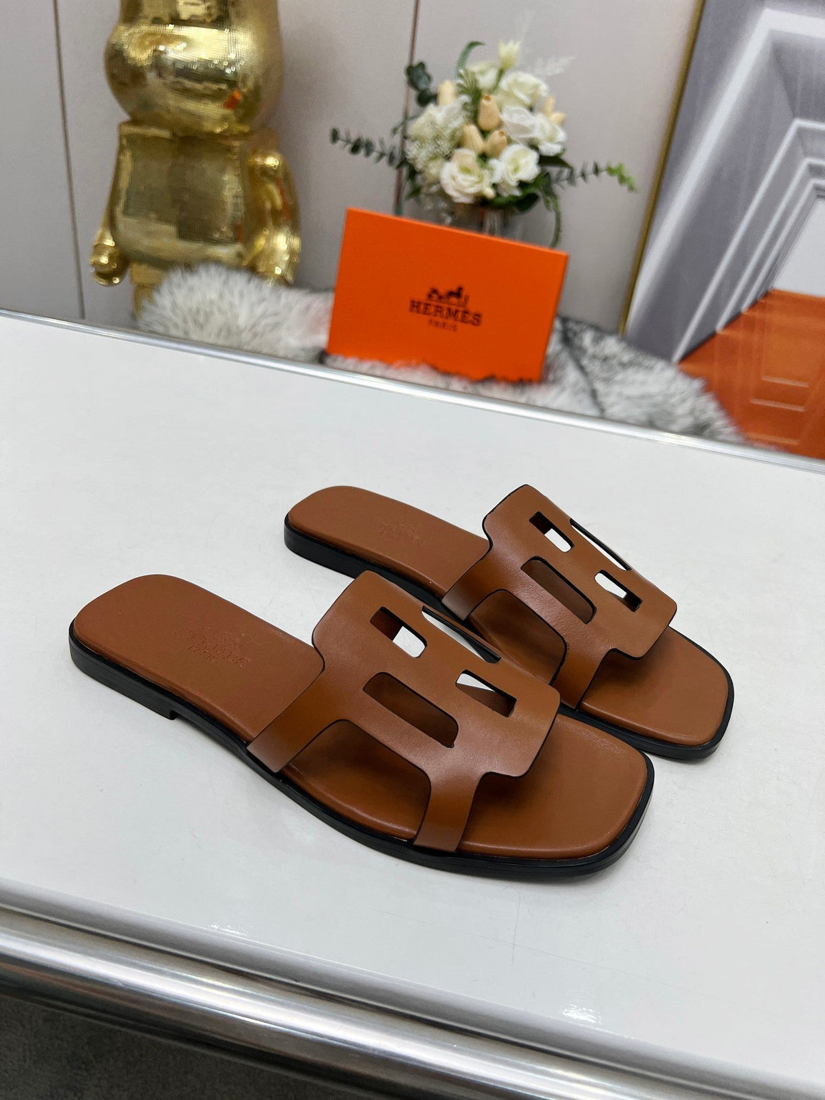 HERMES FLATFORM SANDAL CARAMEL CALFSKIN