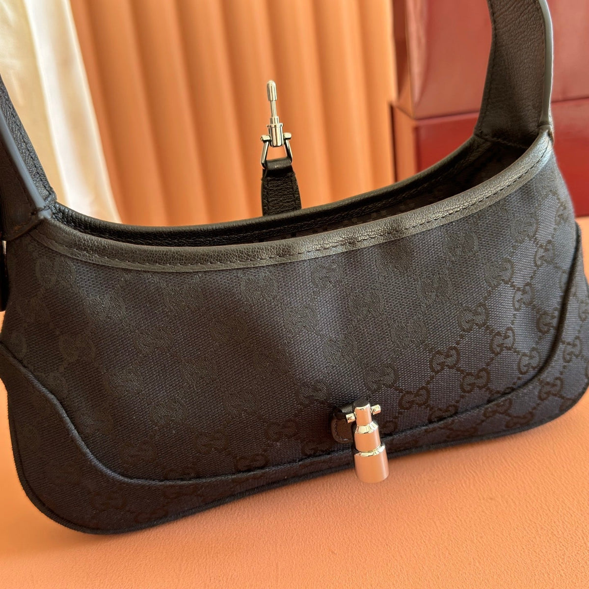 GUCCI 26S JACKIE SLIM SHOULDER BAG 27 IN BLACK CANVAS