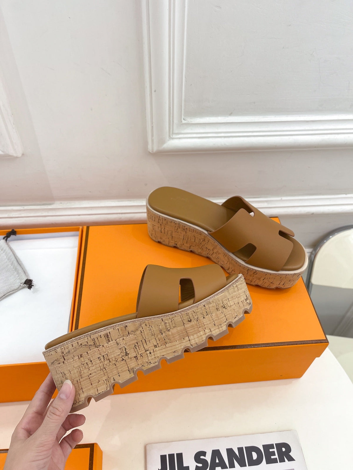 HERMES Eze 30 Sandal Brown